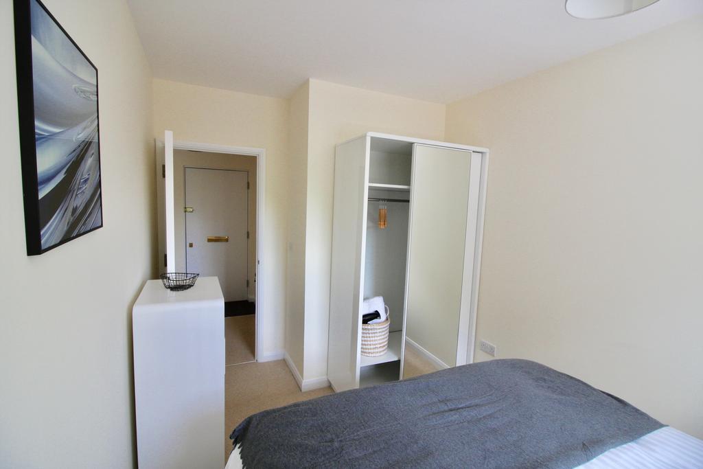 Appartamento Amberblue@Epsom Esterno foto