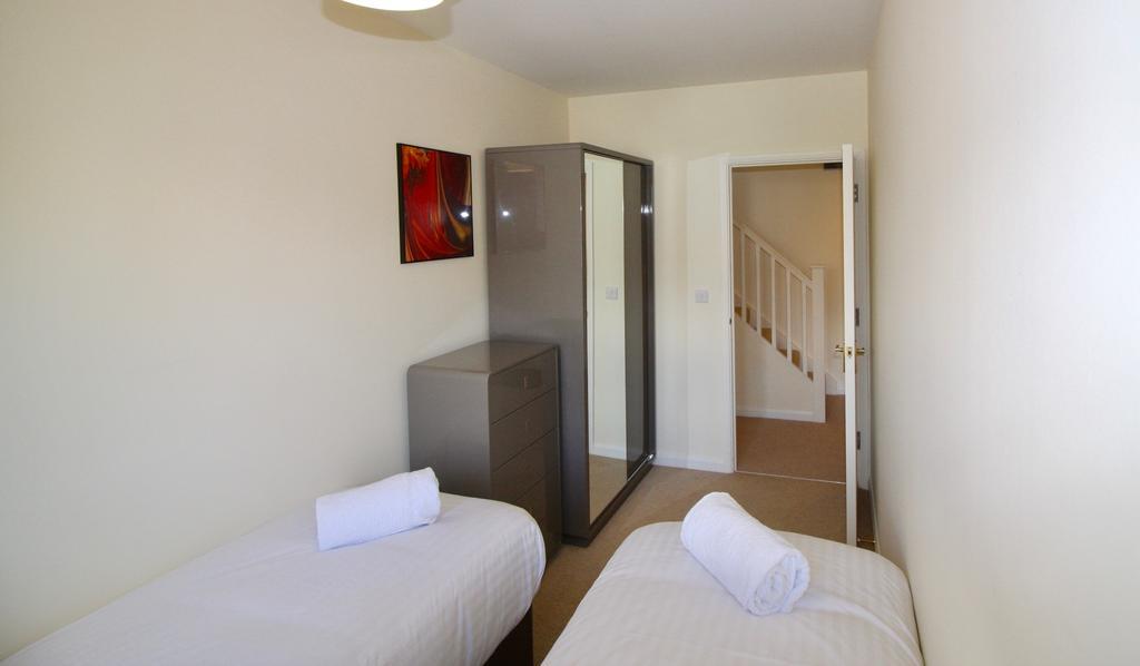 Appartamento Amberblue@Epsom Esterno foto