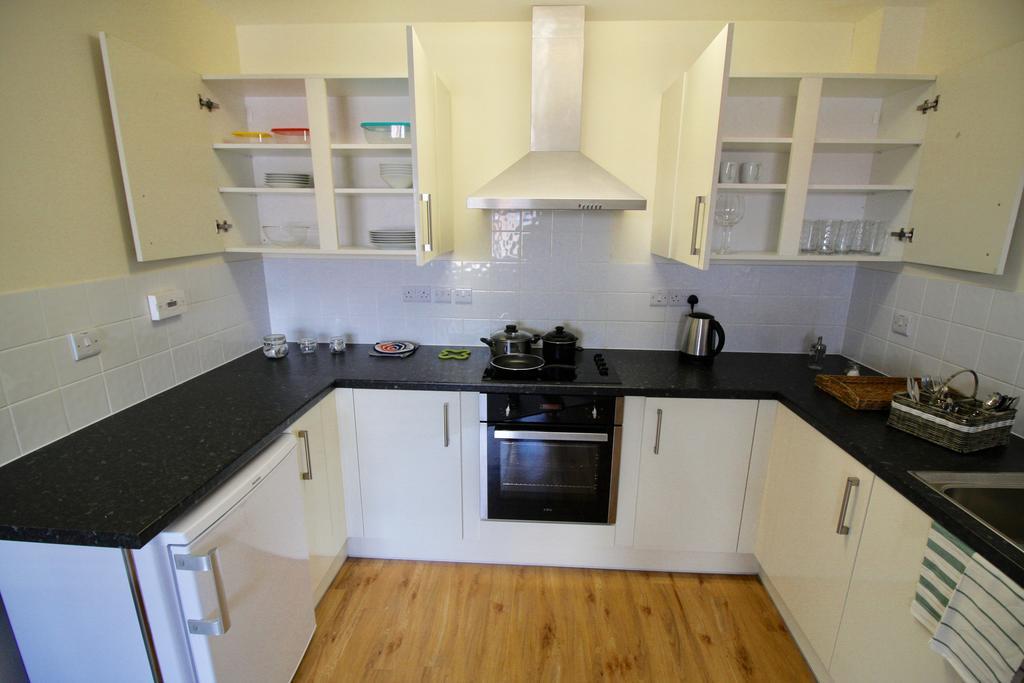 Appartamento Amberblue@Epsom Esterno foto