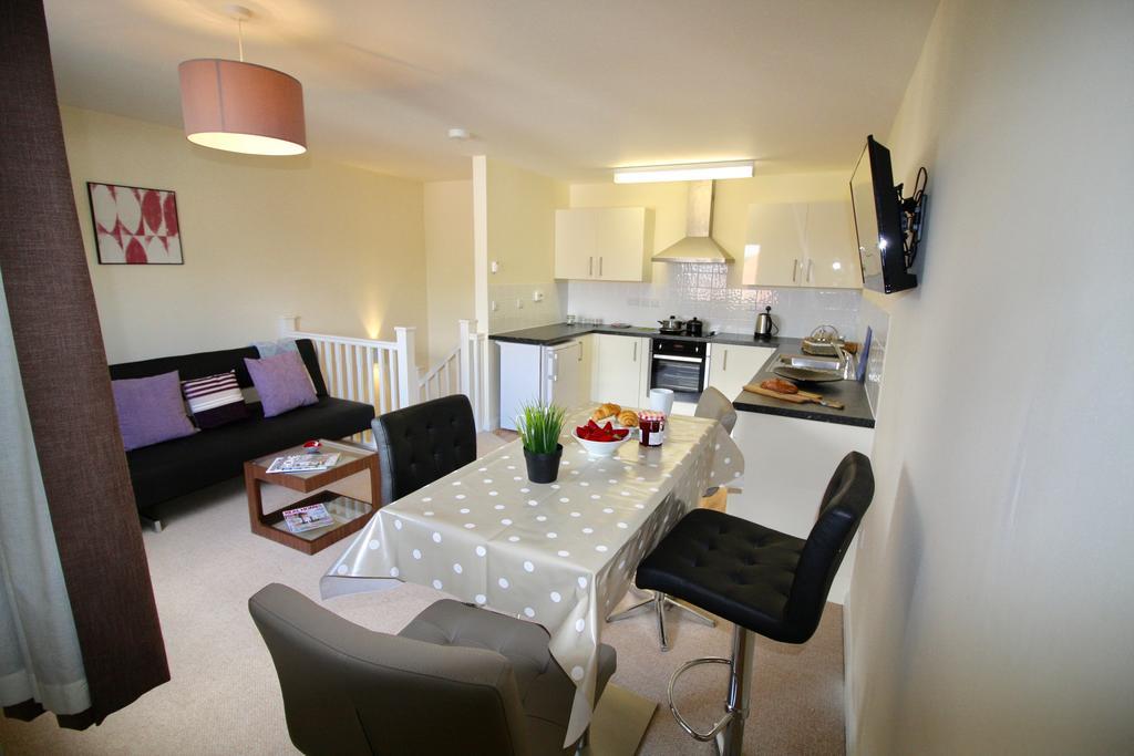 Appartamento Amberblue@Epsom Esterno foto