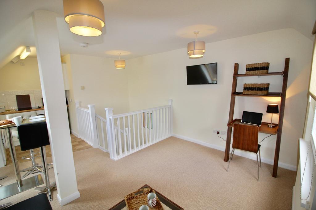 Appartamento Amberblue@Epsom Esterno foto