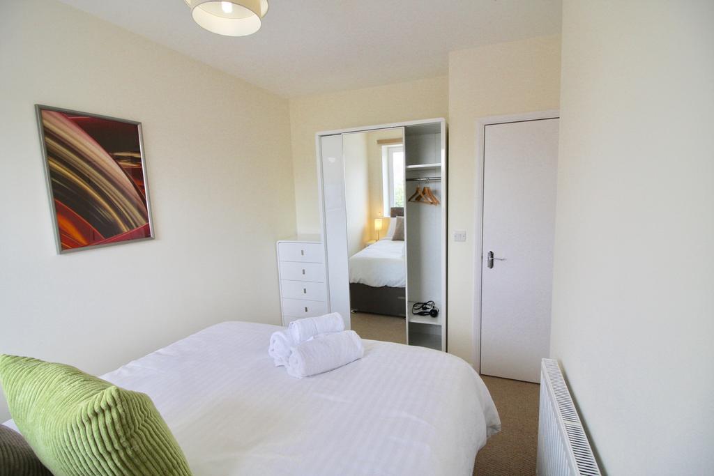 Appartamento Amberblue@Epsom Esterno foto