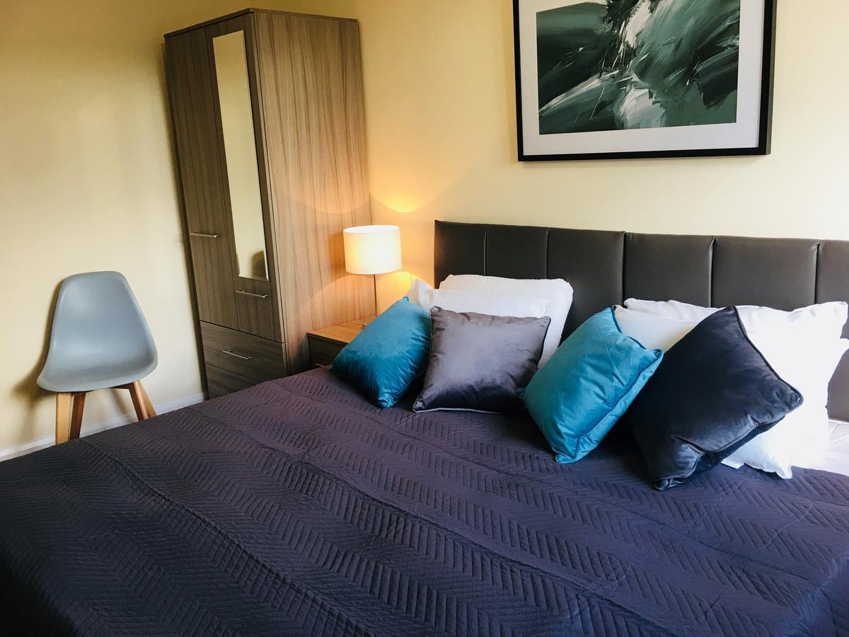 Appartamento Amberblue@Epsom Esterno foto