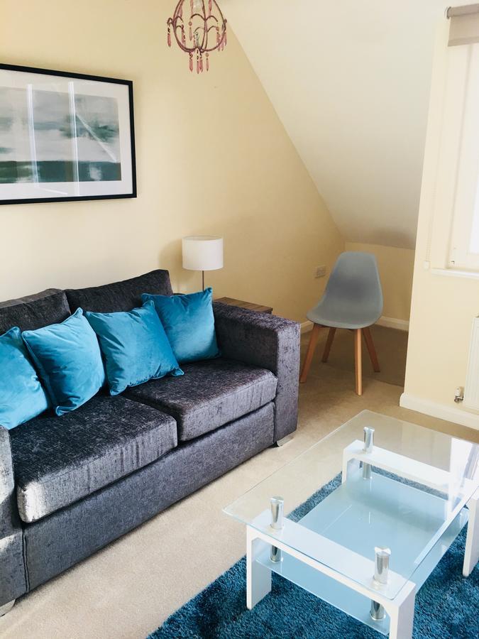Appartamento Amberblue@Epsom Esterno foto