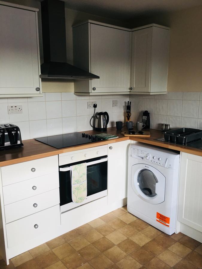 Appartamento Amberblue@Epsom Esterno foto