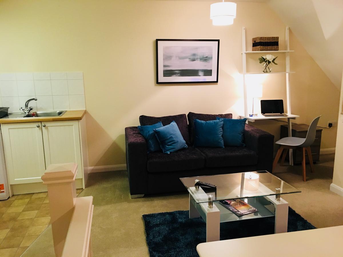 Appartamento Amberblue@Epsom Esterno foto